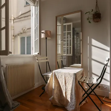 Apartament Nest Near Opera